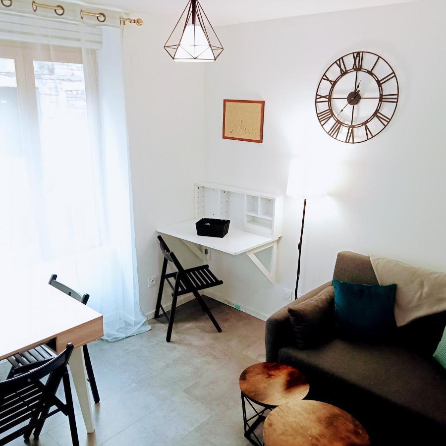 Le Sweet Home Appartement Tout Confort Saint-Etienne  Kültér fotó
